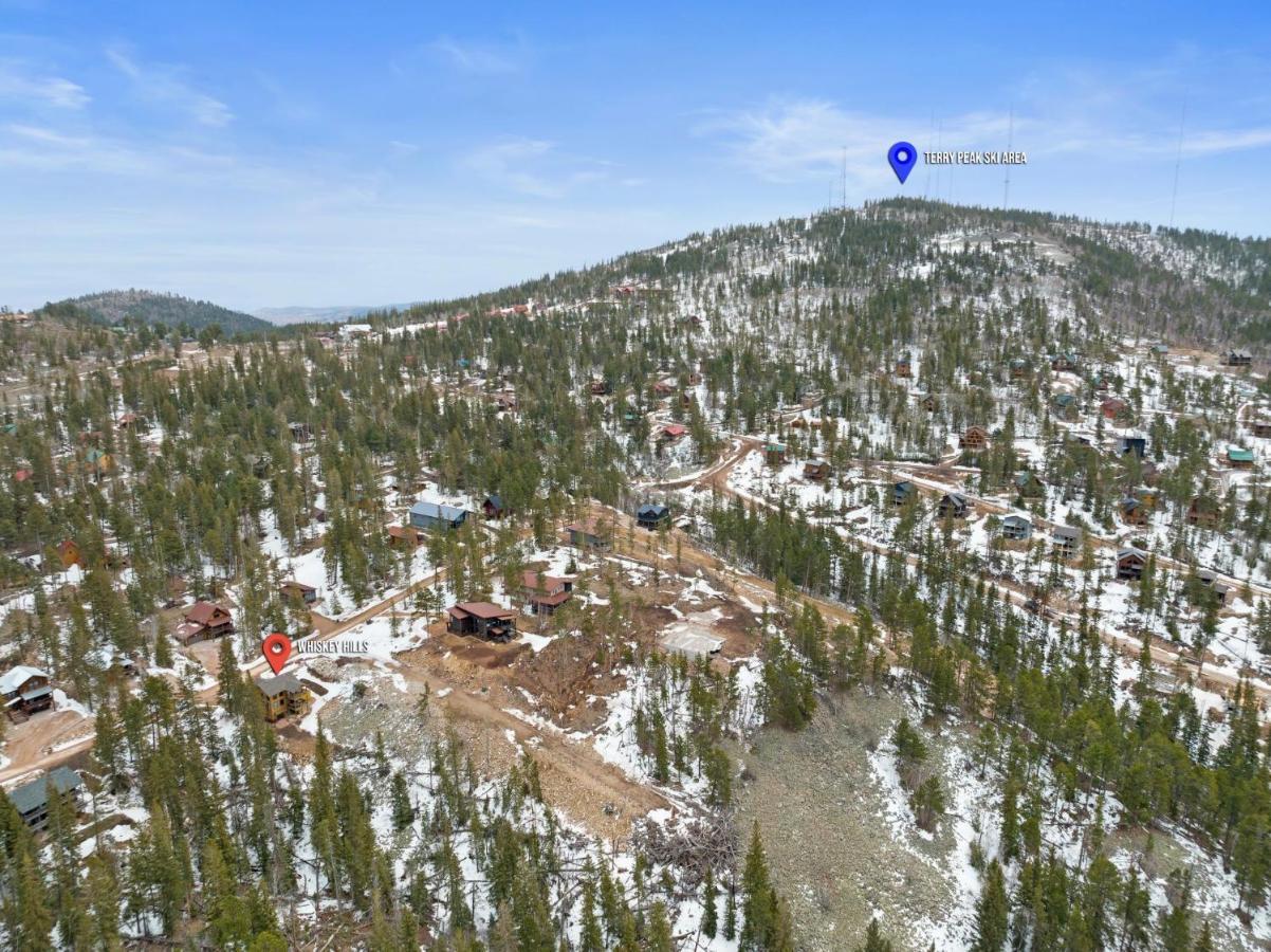 Вилла Whiskey Hills At Terry Peak Lead Экстерьер фото